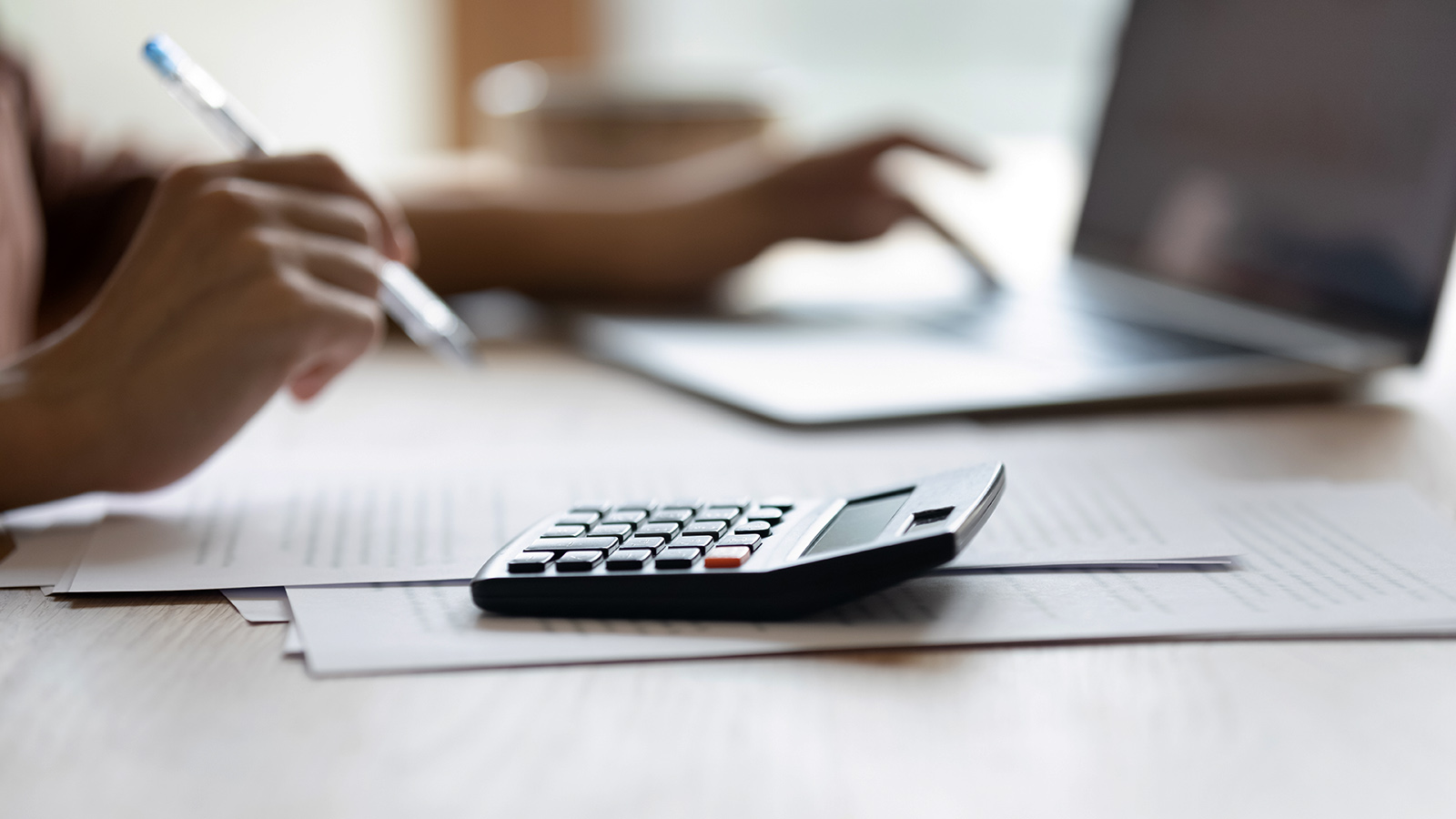 Бизнес предложил устранить «двойное налогообложение» расходов самозанятых - свежие новости на Toplenta по теме Финансовых