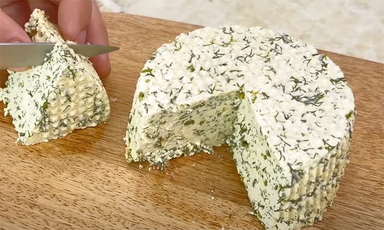 Сыр в магазинах не покупаю - дорого! Варю дома, вот мой рецепт. - свежие новости на Toplenta по теме Мира