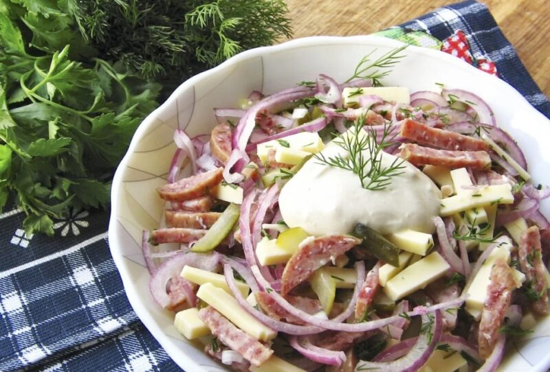 Очень вкусный салат для праздничного стола за считанные минуты - свежие новости на Toplenta по теме Салаты