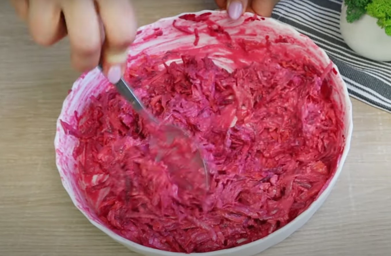 Яркий аналог Мимозы: можно на хлеб положить, можно как самостоятельное блюдо - свежие новости на Toplenta по теме Салаты