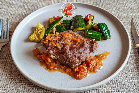 Рецепт вкусного тушеного мяса на сковороде - свежие новости на Toplenta по теме ужин