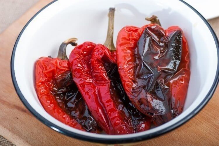 Невероятно вкусные рулетики из печеного перца с сыром и травами - свежие новости на Toplenta по теме Рецепты