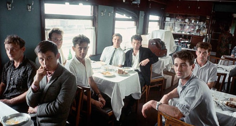 Советские вагоны-рестораны — как и чем потчевали граждан под стук колес - свежие новости на Toplenta по теме Рви