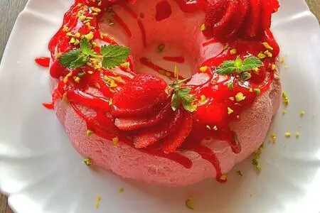 Готовим воздушнаый десерт с клубникой - свежие новости на Toplenta по теме Серт