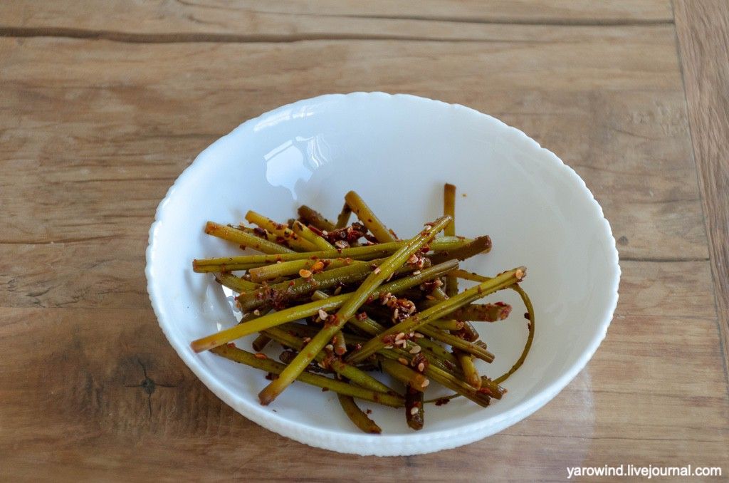 Кимчи из чесночных стрелок - похожая новость на Toplenta