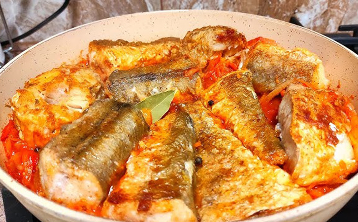 Простая рыба, но шикарный результат. Хек, минтай, треска — за 20 минут будет королевское блюдо - свежие новости на Toplenta по теме rg