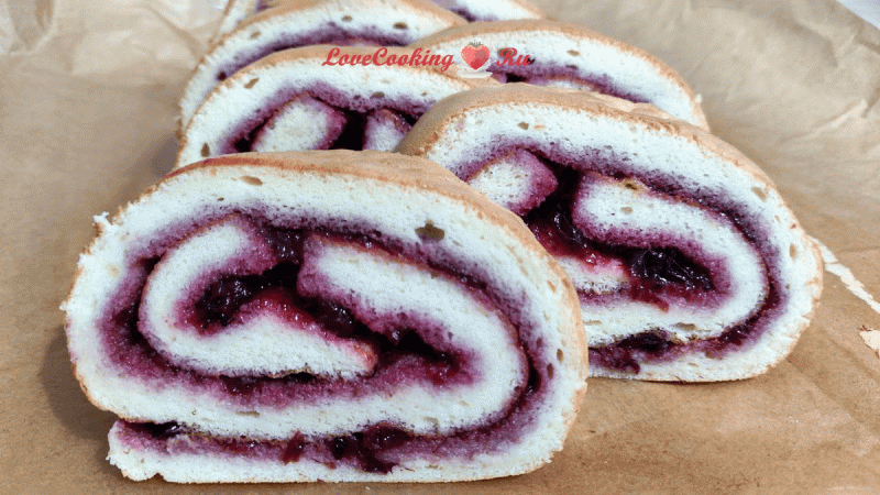 Бисквитный рулет с вареньем - свежие новости на Toplenta