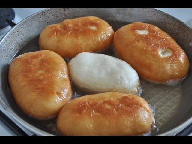 Кефир, яйцо и десять минут — вот все, что нужно, чтобы приготовить легкие домашние пирожки, которые исчезают со стола мгновенно - похожая новость на Toplenta