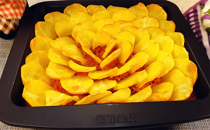 Ставим на стол цветок из картошки: придумали заново мясо по-французски и удивили всех - свежие новости на Toplenta по теме rg