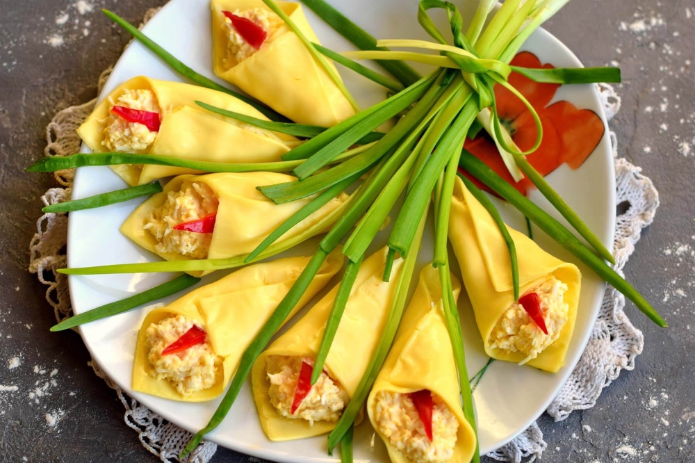 Красивые цветы дали название вкусной закуске - свежие новости на Toplenta