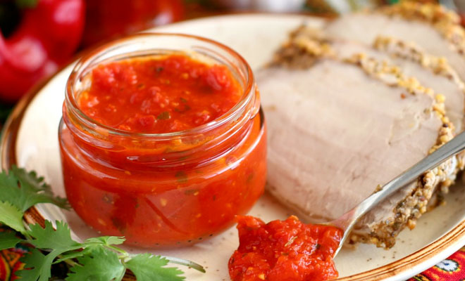 Домашняя аджика как на Кавказе: пропускаем острый перец через мясорубку и добавляем специи - похожая новость на Toplenta