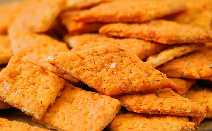 Закуска на вечер и к вину: луковые крекеры, от которых невозможно оторваться - свежие новости на Toplenta по теме rg