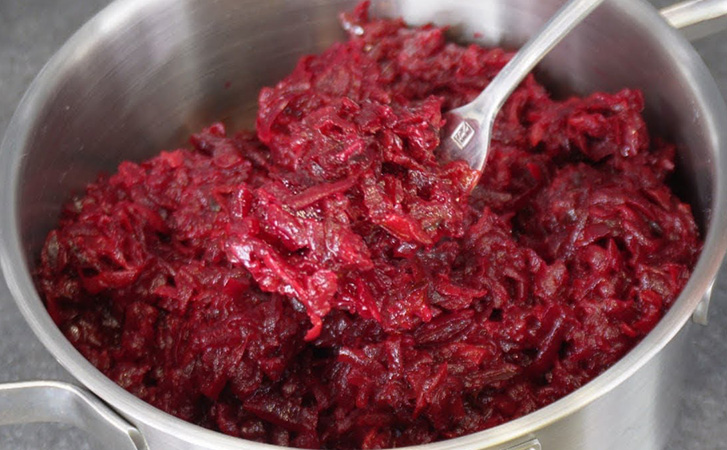 Свекольная икра-выручайка: готовим кастрюлю сразу, можно подать и салатом, и гарниром, и просто мазать на хлеб - свежие новости на Toplenta по теме rg