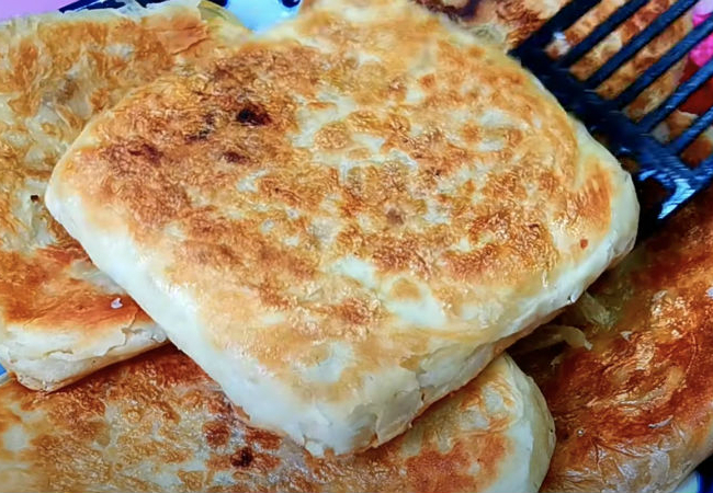 Четыре картошки, вода и мука: лепешки с начинкой едим как ужин - свежие новости на Toplenta по теме интересные идеи