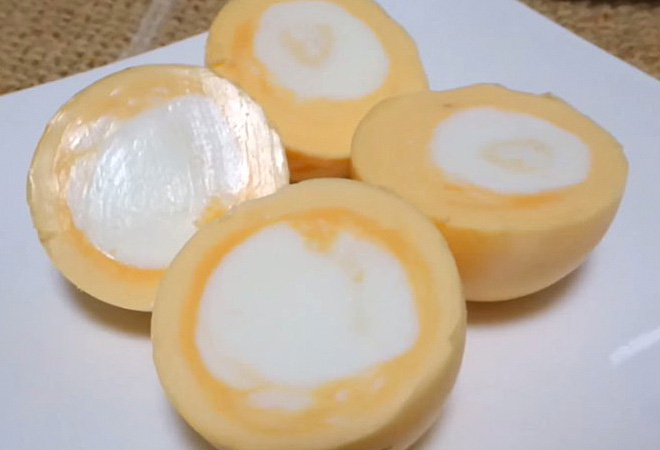 Как сварить яйцо желтком наружу - свежие новости на Toplenta по теме да