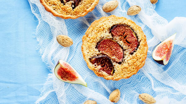 Маффины с инжиром: рецепт от кондитера медиаплатформы Food.ru - похожая новость на Toplenta