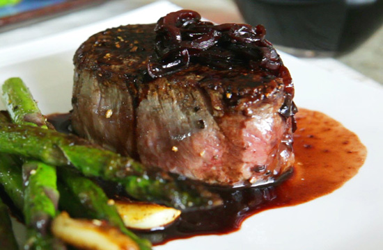 Винный соус для стейка - похожая новость на Toplenta