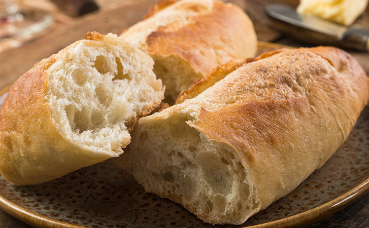 Простой рецепт настоящего багета: нужны только вода и мука - похожая новость на Toplenta