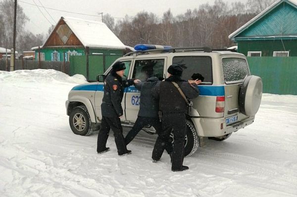 В Бурятии мужчина украл банковскую карту и отправился за покупками в ювелирный магазин - свежие новости на Toplenta