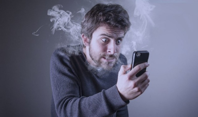 Что такое хейтвотчинг и хейтфолловинг, или Зачем подписываются на неприятных людей - свежие новости на Toplenta по теме Комментарии