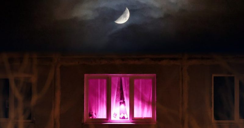 Что скрывается за фиолетовыми окнами, или Крах еще одной теории заговора - свежие новости на Toplenta по теме Окна