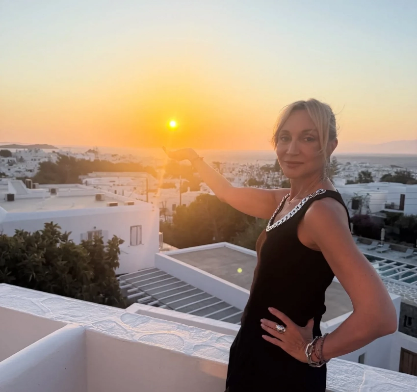 Кристина Орбакайте показала, как отдохнула с семьёй в Греции - свежие новости на Toplenta