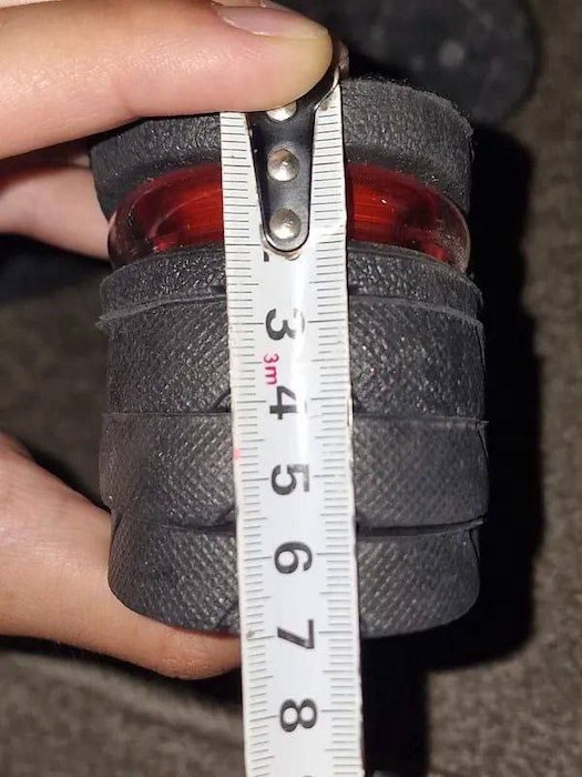 Новый тренд в России: мужчины массово скупают стельки для увеличения роста - свежие новости на Toplenta