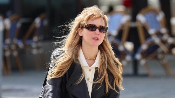 Дженнифер Лоуренс впервые раскрыла пол своего второго ребенка - свежие новости на Toplenta