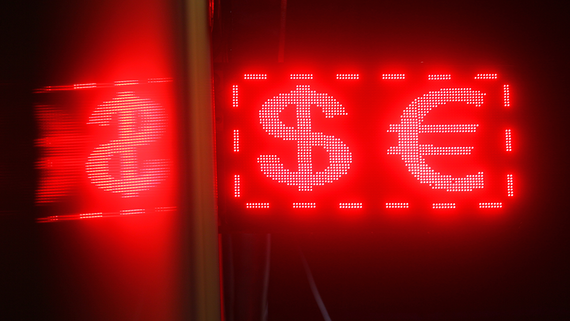 Банк России понизил официальный курс доллара на 14 ноября - свежие новости на Toplenta