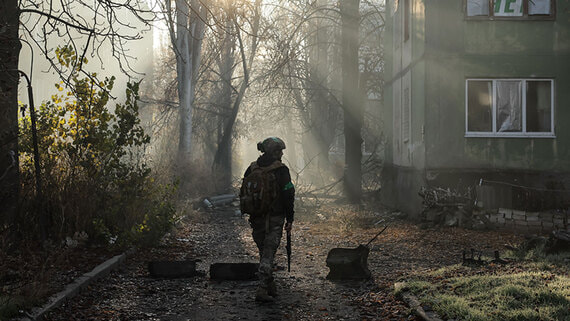 Глава генштаба ВСУ Гнатов признал изнеможение украинской армии - похожая новость на Toplenta