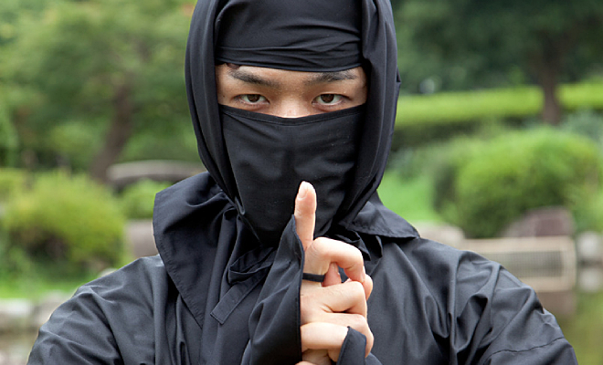 Японский ниндзя совершил 250 краж и всегда уходил незамеченным. Камеры и сигнализации не помогали - свежие новости на Toplenta по теме общество