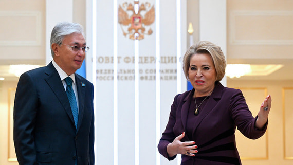 Президент Казахстана приехал в Совет Федерации - ИИ на Toplenta