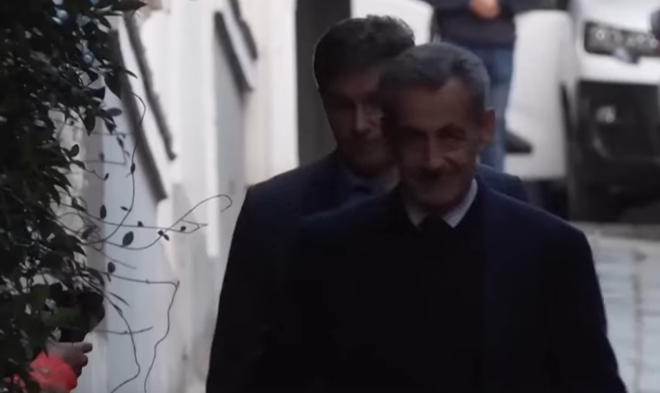 Экс-президента Франции выпустили из тюрьмы – там «слишком тяжело» - похожая новость на Toplenta