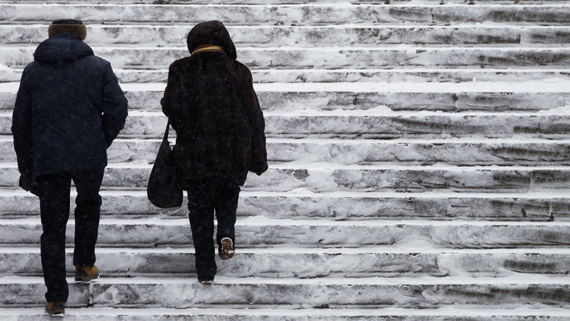 Минтруд: страховые пенсии в России повысят на 7,6% с 1 января - ИИ на Toplenta