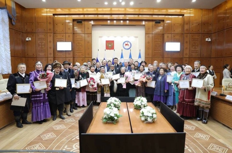 В Якутии стартовал новый этап популяризации эпоса Олонхо - похожая новость на Toplenta
