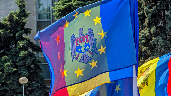 Парламент Молдавии одобрил решение закрыть Русский дом - свежие новости на Toplenta