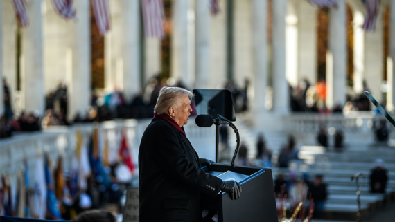 Трамп пригрозил ввести «очень мощные» санкции против России - похожая новость на Toplenta