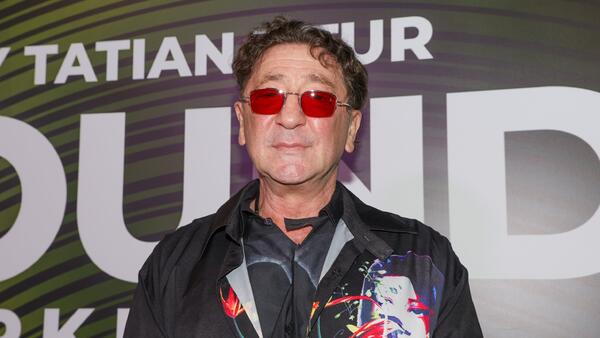 Дети Григория Лепса учатся за границей: певец признаётся, что редко видит наследников - похожая новость на Toplenta