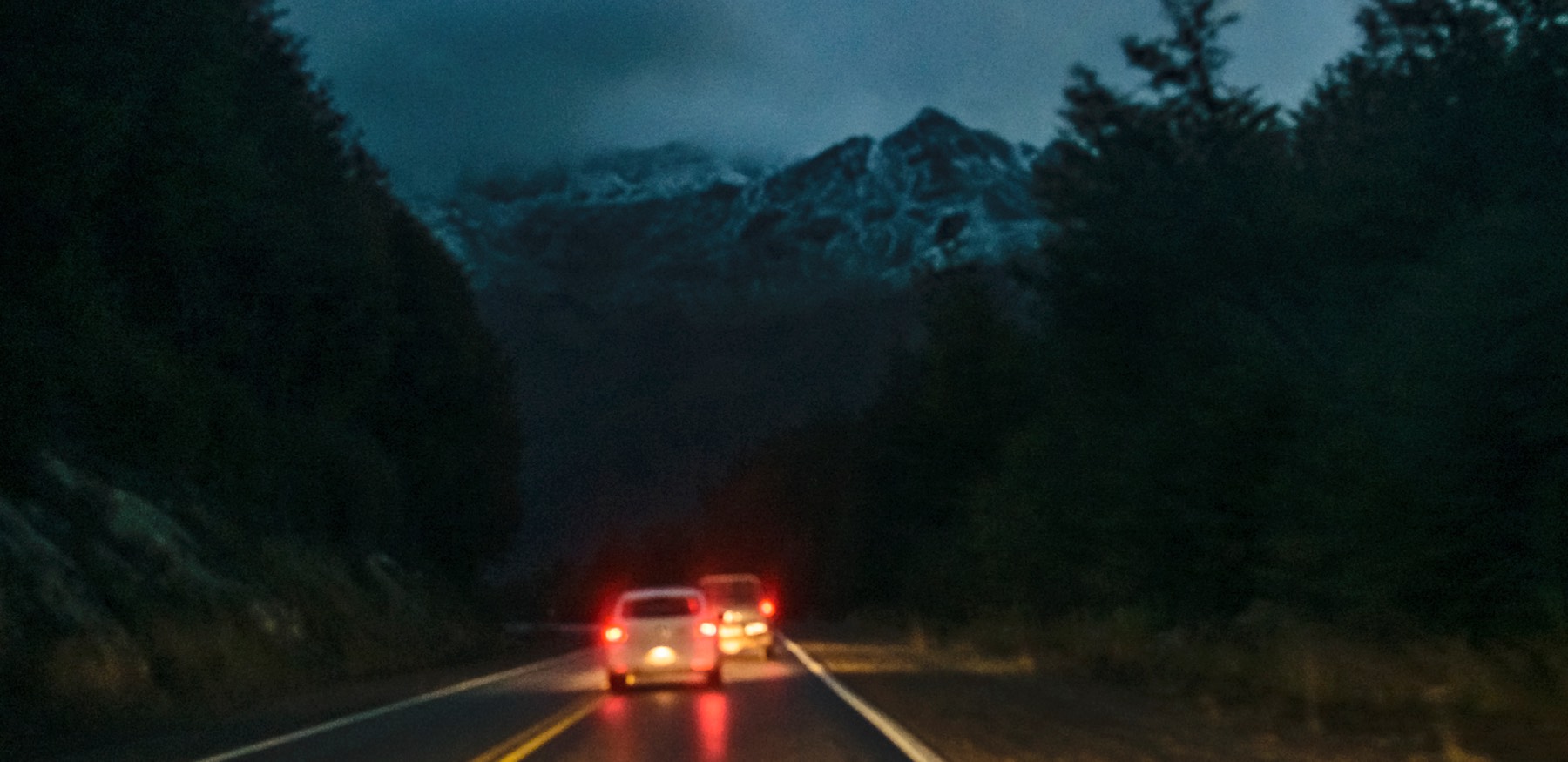 «Ветер смятения»: роман о путешествии девочки-подростка с отцом - похожая новость на Toplenta