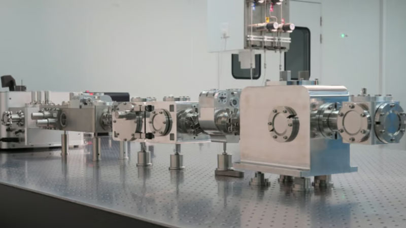 Китайцы создали EUV-сканер на гармониках — в тысячи раз компактнее «шкафов» ASML - похожая новость на Toplenta