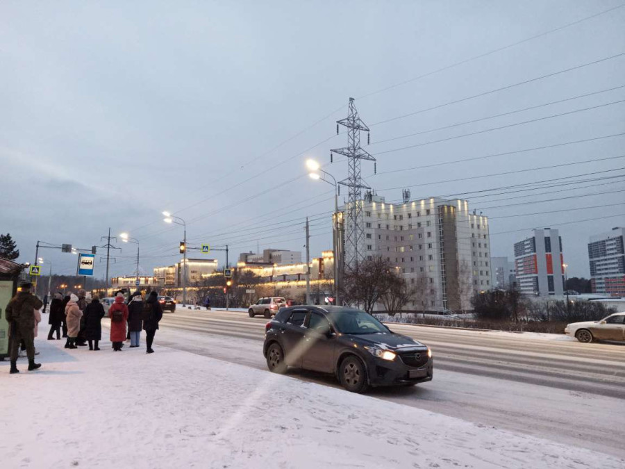 Прогулка возле СФУ пасмурным осенним утром - свежие новости на Toplenta по теме истории из жизни