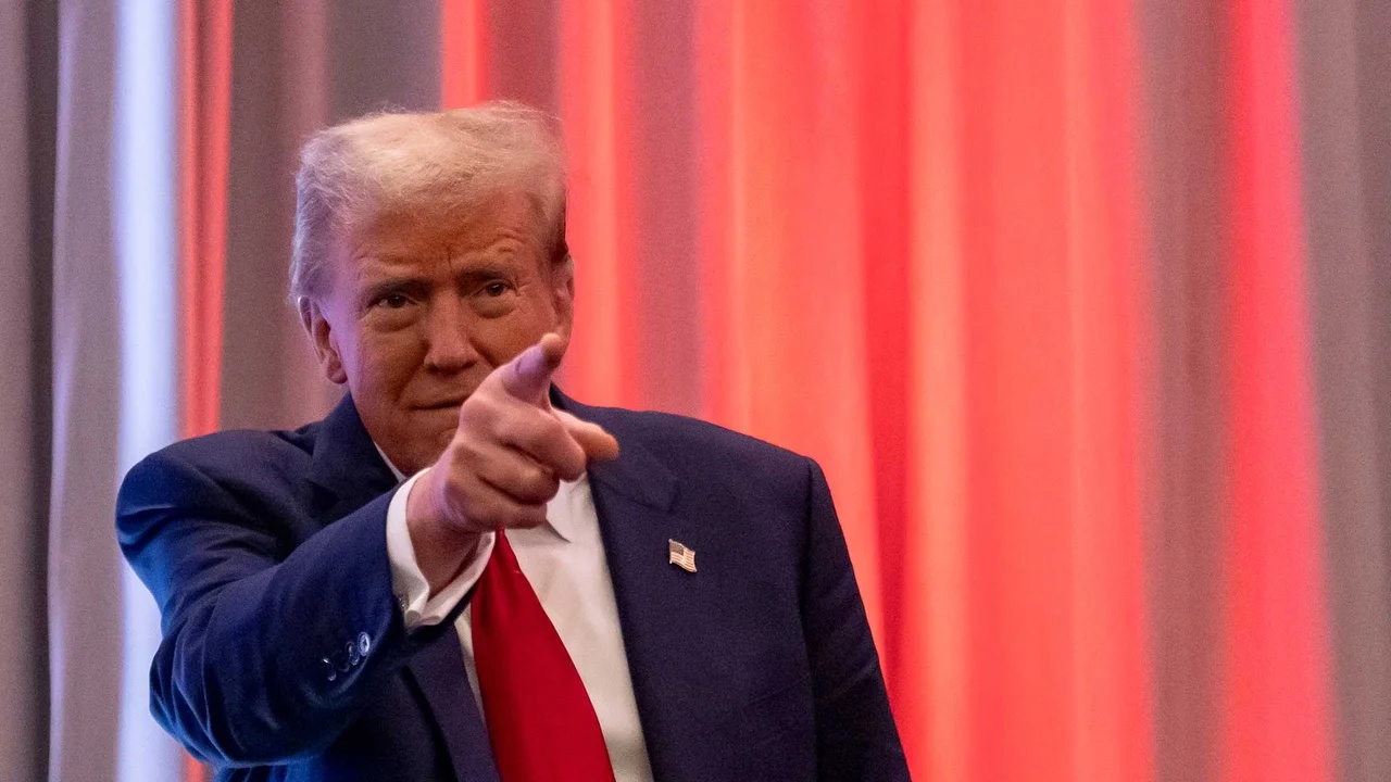 Трамп решил отсудить $10 млрд у New York Times за критику в свой адрес - свежие новости на Toplenta по теме администрация