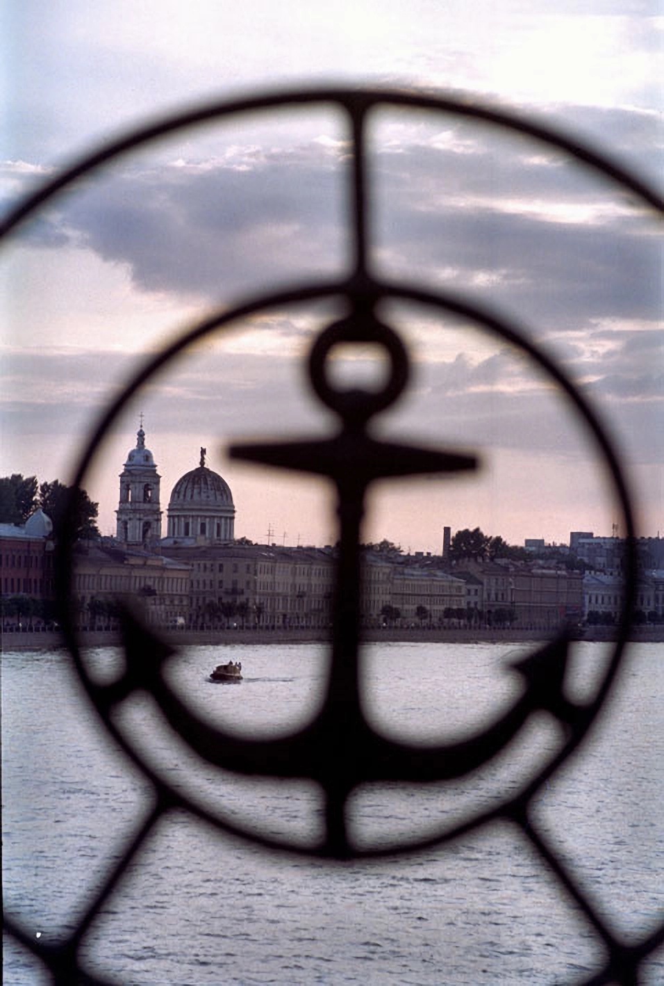 Нулевые на снимках Игоря Стомахина. 1999-2003 «В Питере начала века». Часть 1 - свежие новости на Toplenta по теме СТО