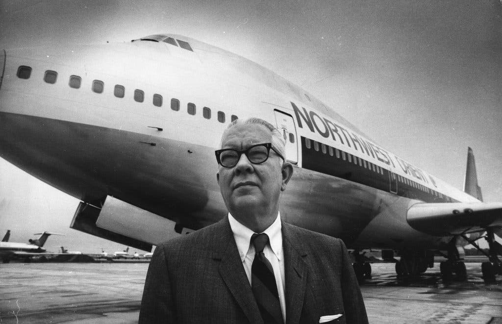 Почему в пассажирском самолёте нет парашютов - свежие новости на Toplenta по теме Известны