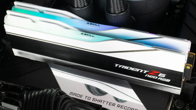 Дешевле купить PS5: из-за дефицита комплект DDR5 на 64 Гбайт взлетел до $600 - похожая новость на Toplenta