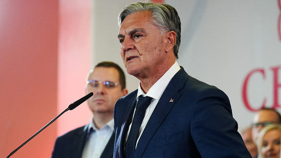 Кандидат от правящей партии побеждает на досрочных выборах в Республике Сербской - История на Toplenta