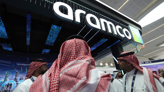 Saudi Aramco планирует продать активы на миллиарды долларов - История на Toplenta