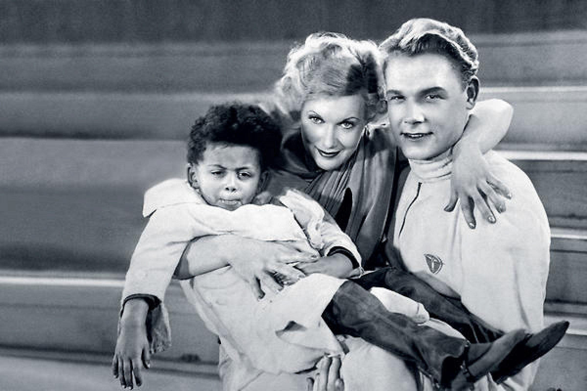 Умер Джеймс Паттерсон-негритенок из фильма "Цирк"... - похожая новость на Toplenta