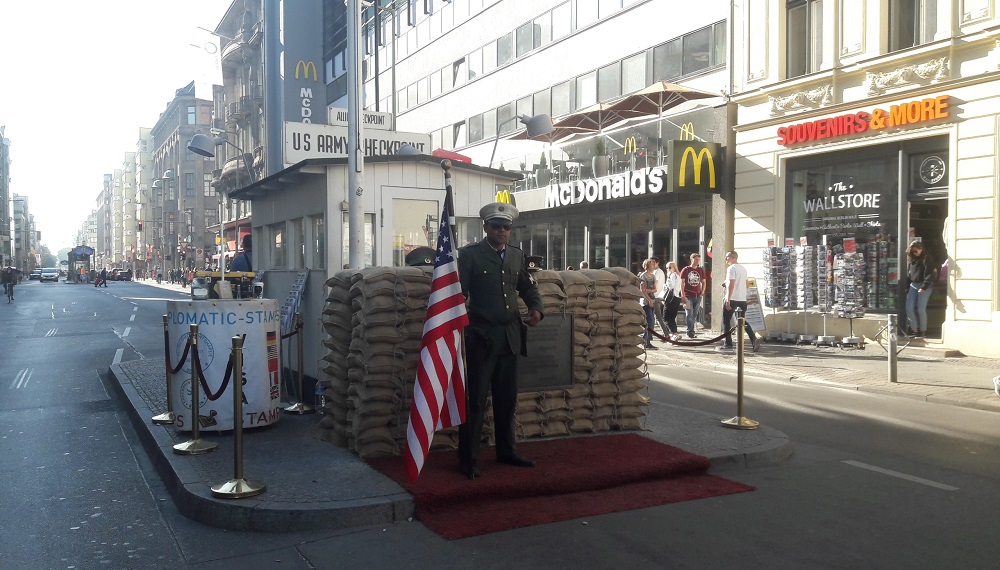 Про пятый сезон сериала Homeland ("Родина") о работе спецслужб в Берлине - свежие новости на Toplenta по теме Киргизия