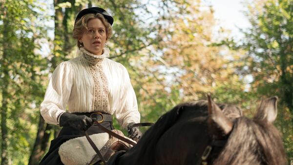 Цена короны: на viju стартует премьера сериала «Эна, королева Испании» - свежие новости на Toplenta по теме Никита Михалков